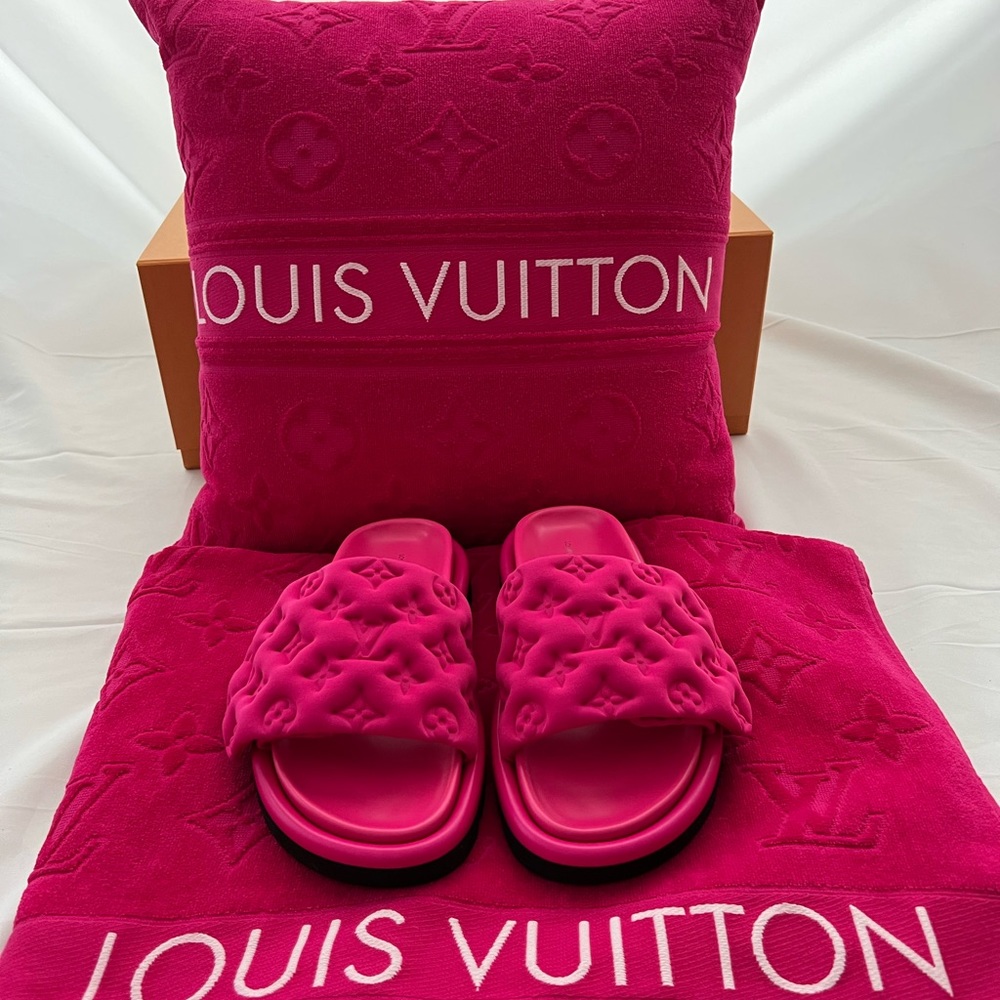 LVACATION BEACH PILLOW
